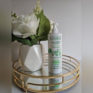 Evoluderm Aloe Vera Moisturizing Body Lotion 16.9fl .oz